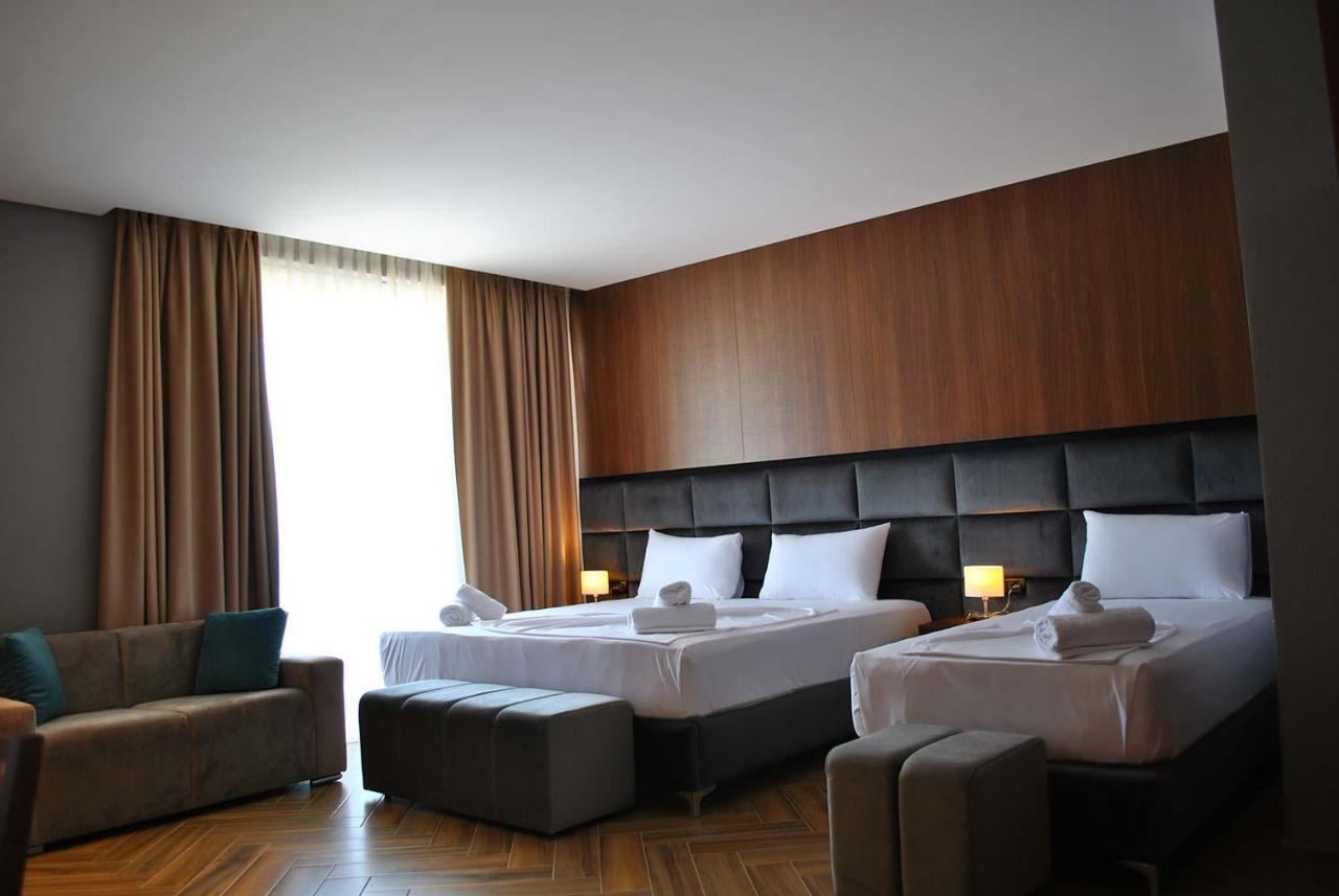Twin Towers Hotel City & Beach Resort Shëngjin Exterior foto
